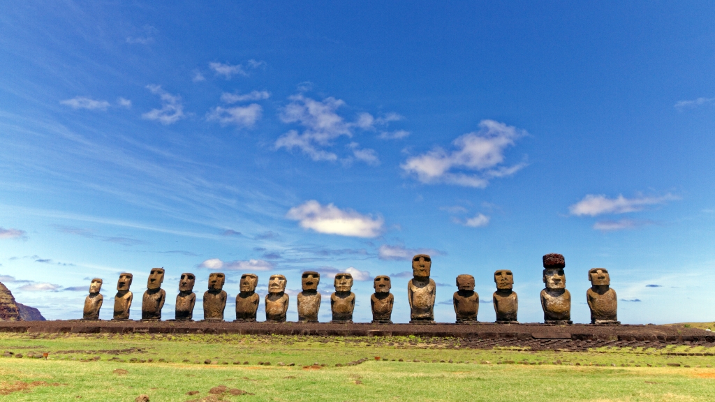 20 - Ile De Pâques (51) - Ahu Tongariki.jpg